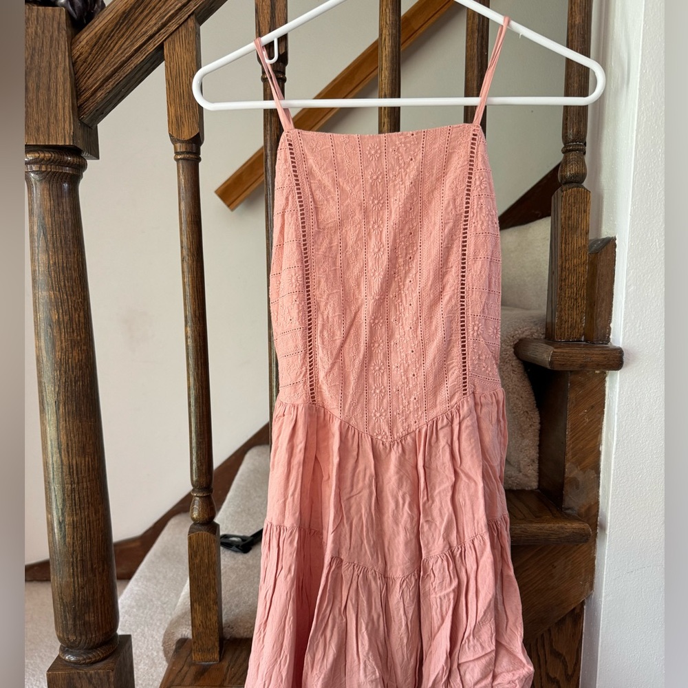 Pink flowey dress